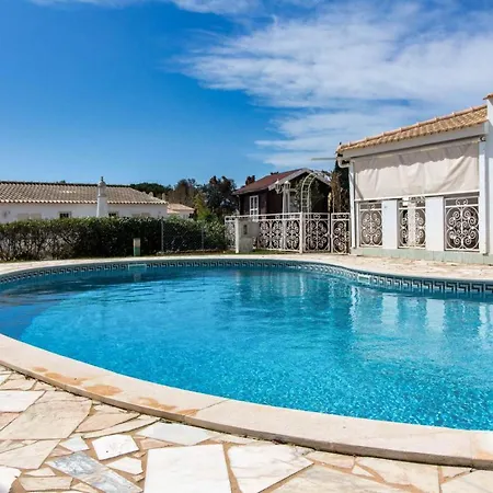 Algarve Sun House - Pool & Bbq & Privat Garden Villa *