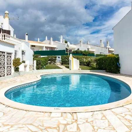 Algarve Sun House - Pool & Bbq & Privat Garden Villa Albufeira