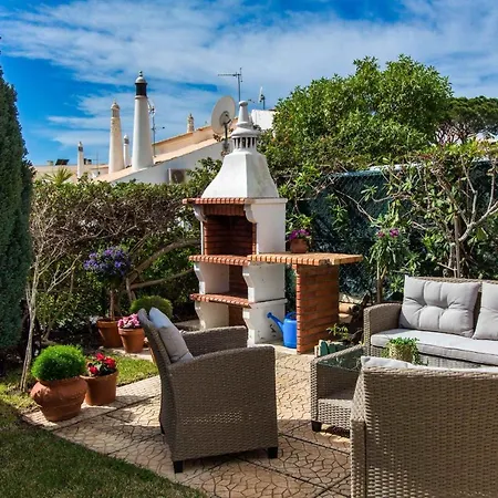 Villa Algarve Sun House - Pool & Bbq & Privat Garden *